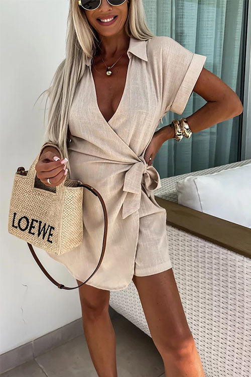 Damenkleid aus Viskose im Wickelstil mit Kragen – stilvoll und elegant