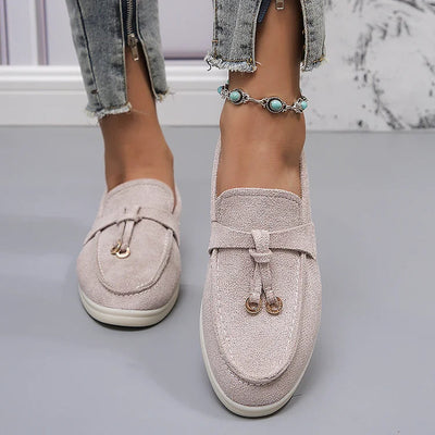 Rilena - Elegante Loafers mit dekorativen Nahtdetails in Knotenform