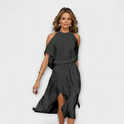 Madonna - Elegantes Kleid mit modischen Schulterausschnitt