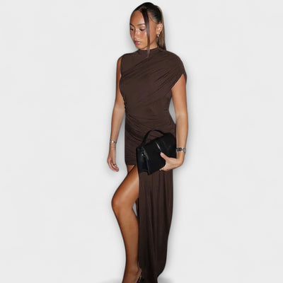 Lila - Schickes, schmal geschnittenes Kleid mit Rundhalsausschnitt und Plissee