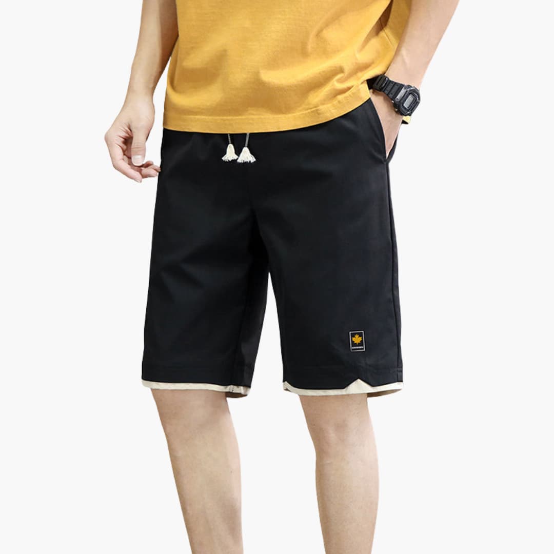 Herren Jogger Shorts mit Kordelzug und kontrastiertem Saum