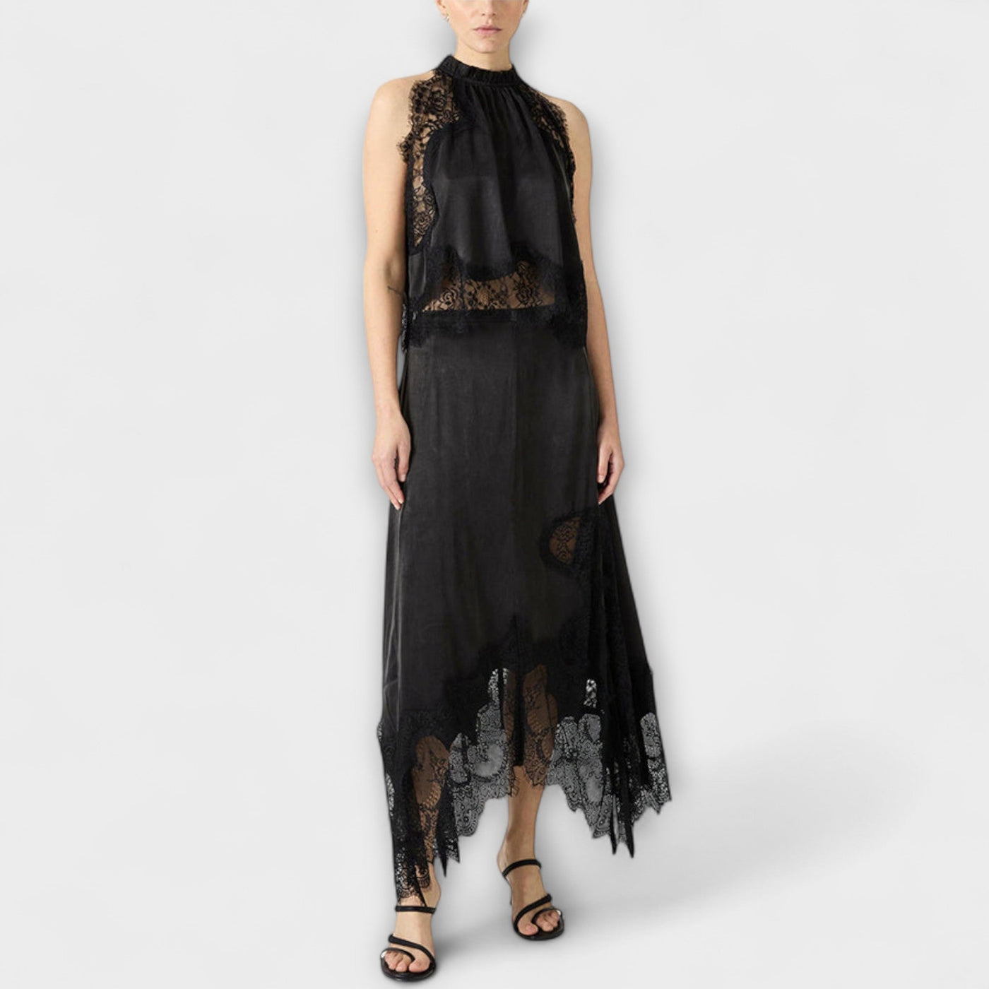 Kaia - Satinbluse mit Spitzenbesatz und plissiertem Ausschnitt im Set