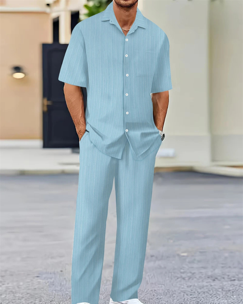 Herren Freizeit-Zweiteiler mit Kurzarm-Hemd und bequemer Hose