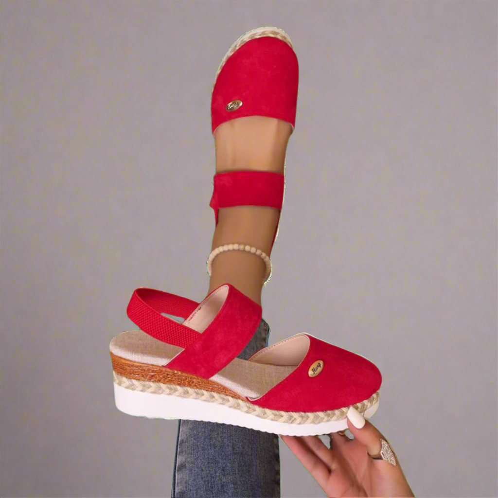 Gitta | Keilsandalen in Übergröße – bequem und vielseitig