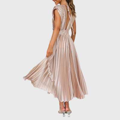Lydia | Kleid mit edlem Akzent