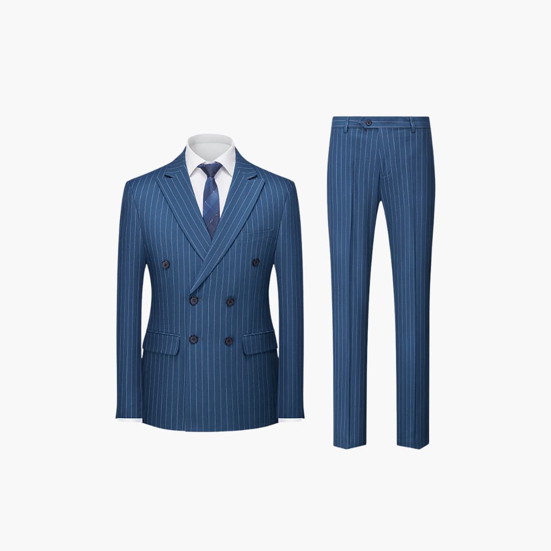 Herrenanzug zweiteilig mit Nadelstreifen und Reverskragen