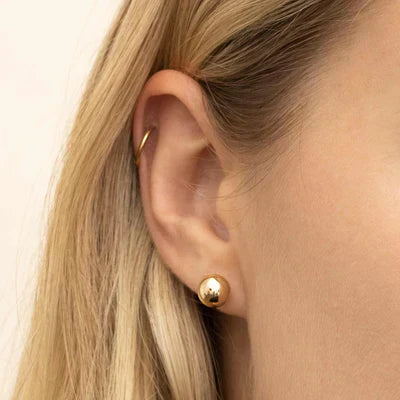 Ball™ | Goldene Ohrstecker