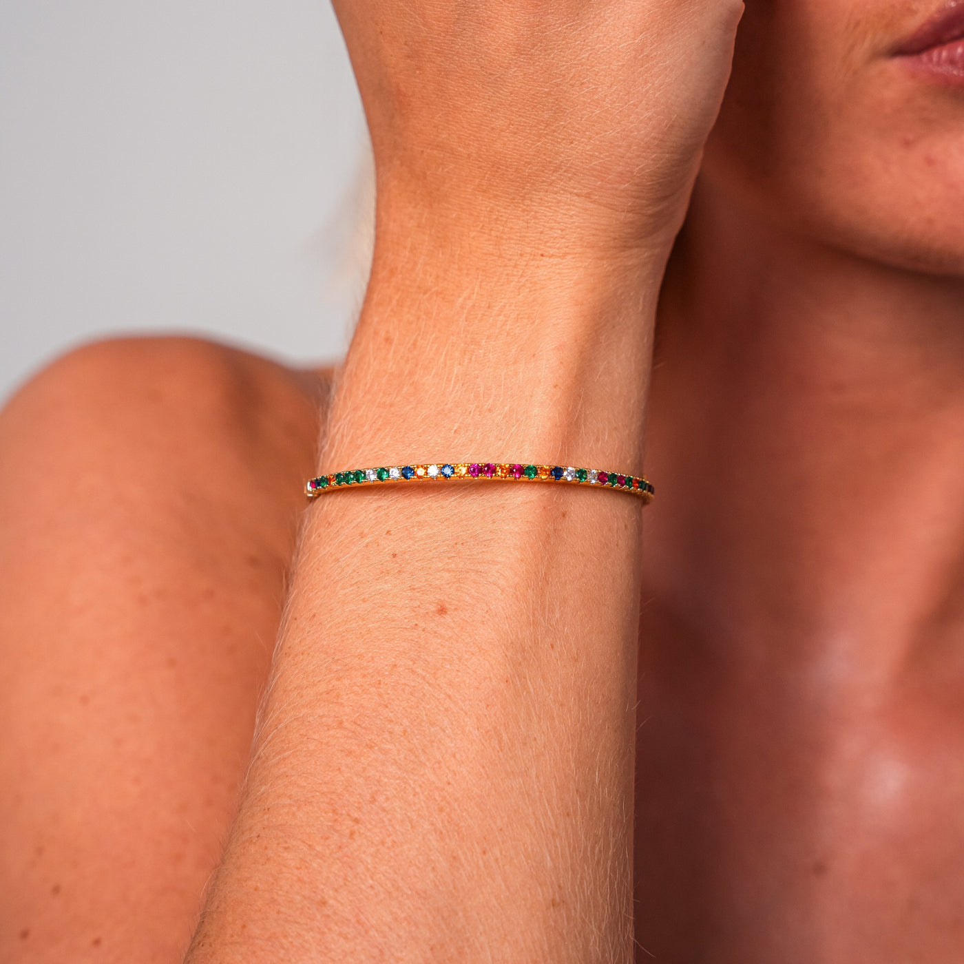 Lebendiger Lila Regenbogen