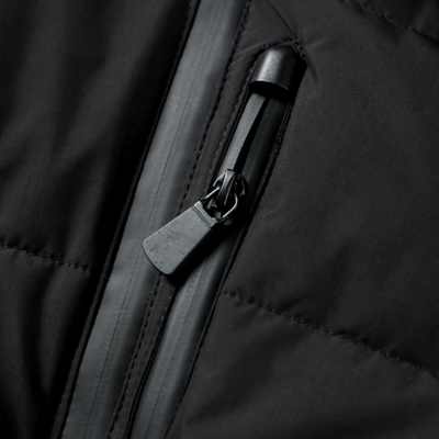 Pufferjacke mit Gürtel und Kapuze für Damen – Wasserabweisender Wintermantel mit hohem Kragen und verstellbaren Bündchen