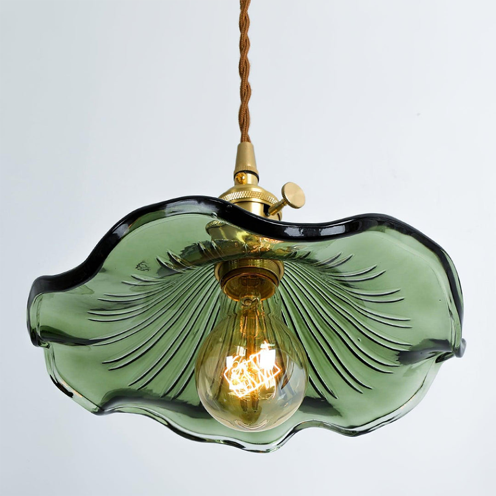 Elegante Pendelleuchte im Hibiskusblüten-Design aus Glas und Messing – Hängelampe für Ess- und Wohnzimmer