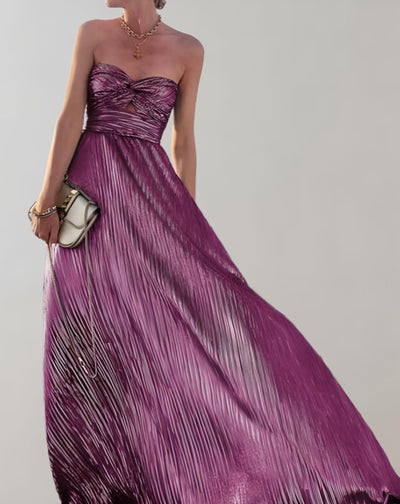 Damen Langes Faltenkleid Mit Herz-Ausschnitt