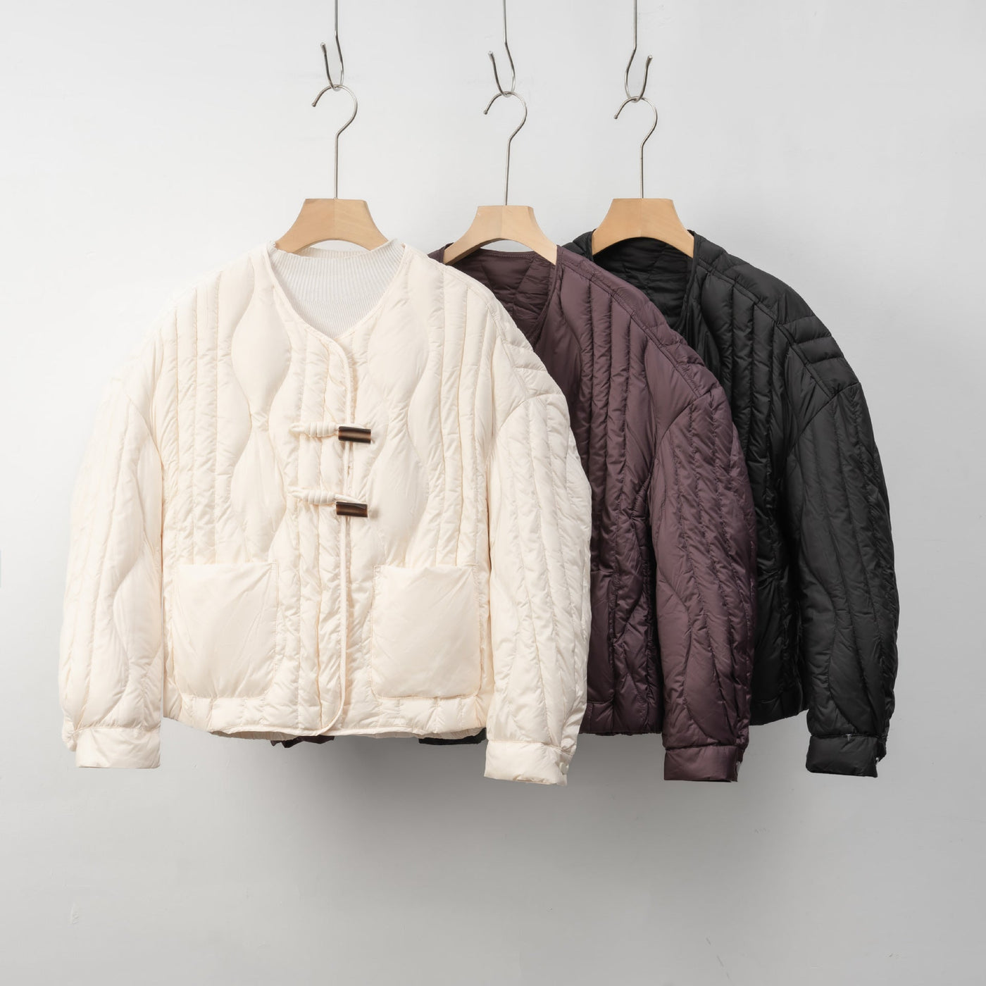 Damen Steppjacke mit praktischem Knopfverschluss und gemütlichen Taschen Heidi-Mode