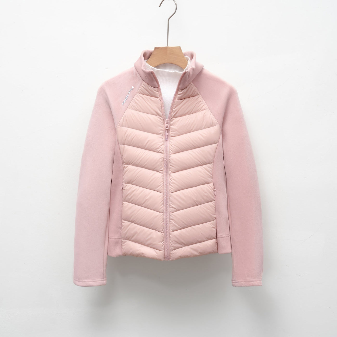 Damen gesteppte Sportjacke mit hohem Kragen und funktionalen Reißverschlusstaschen Heidi-Mode