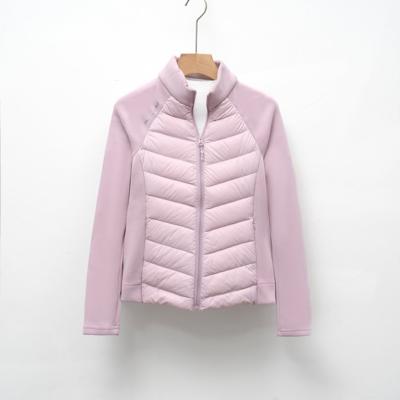 Damen gesteppte Sportjacke mit hohem Kragen und funktionalen Reißverschlusstaschen Heidi-Mode