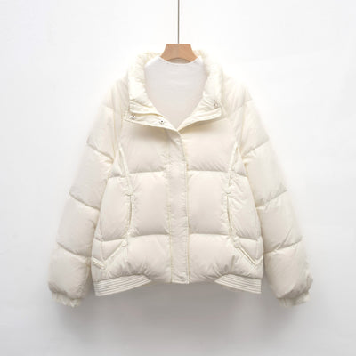 Damen Voluminöse Steppjacke mit modernem Kragen und praktischen Taschen Heidi-Mode