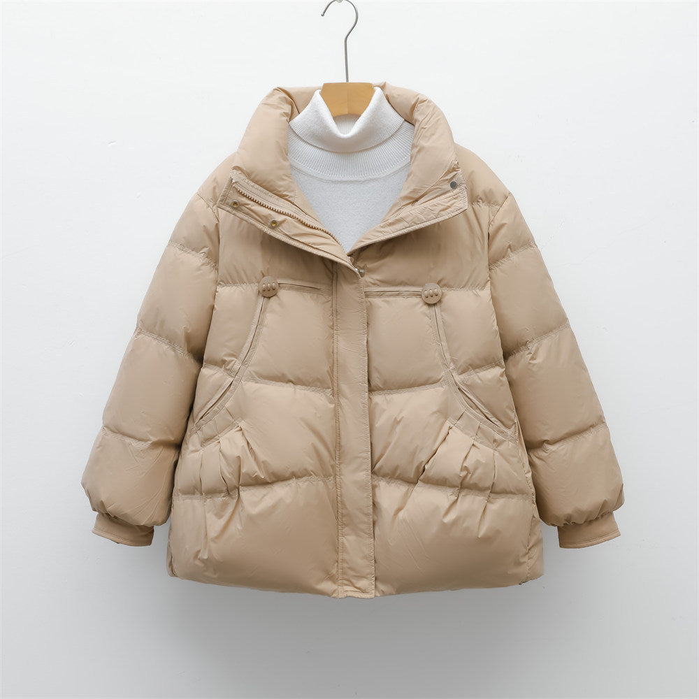 Damen voluminöse Winterjacke mit praktischen Taschen und hochschließendem Kragen Heidi-Mode