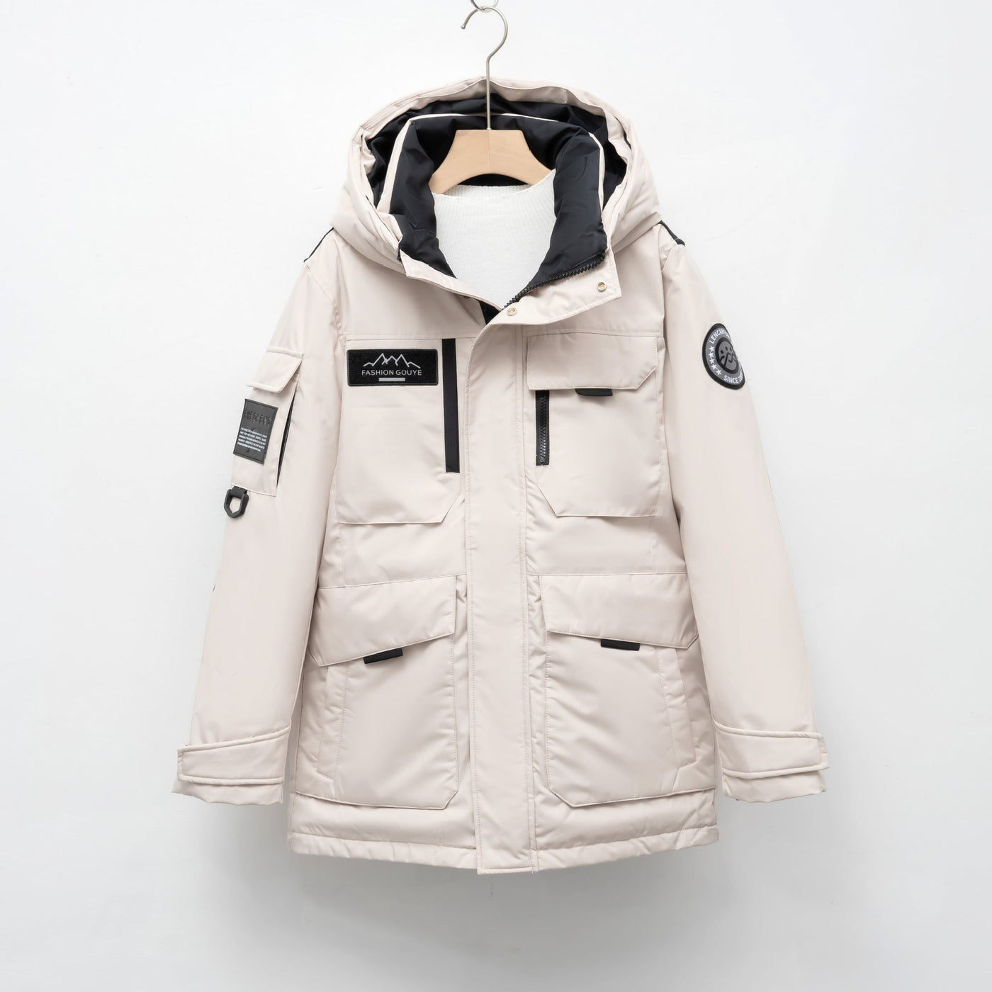 Damen Winterparka mit praktischen Taschen und verstellbarem Kapuzensystem Heidi-Mode