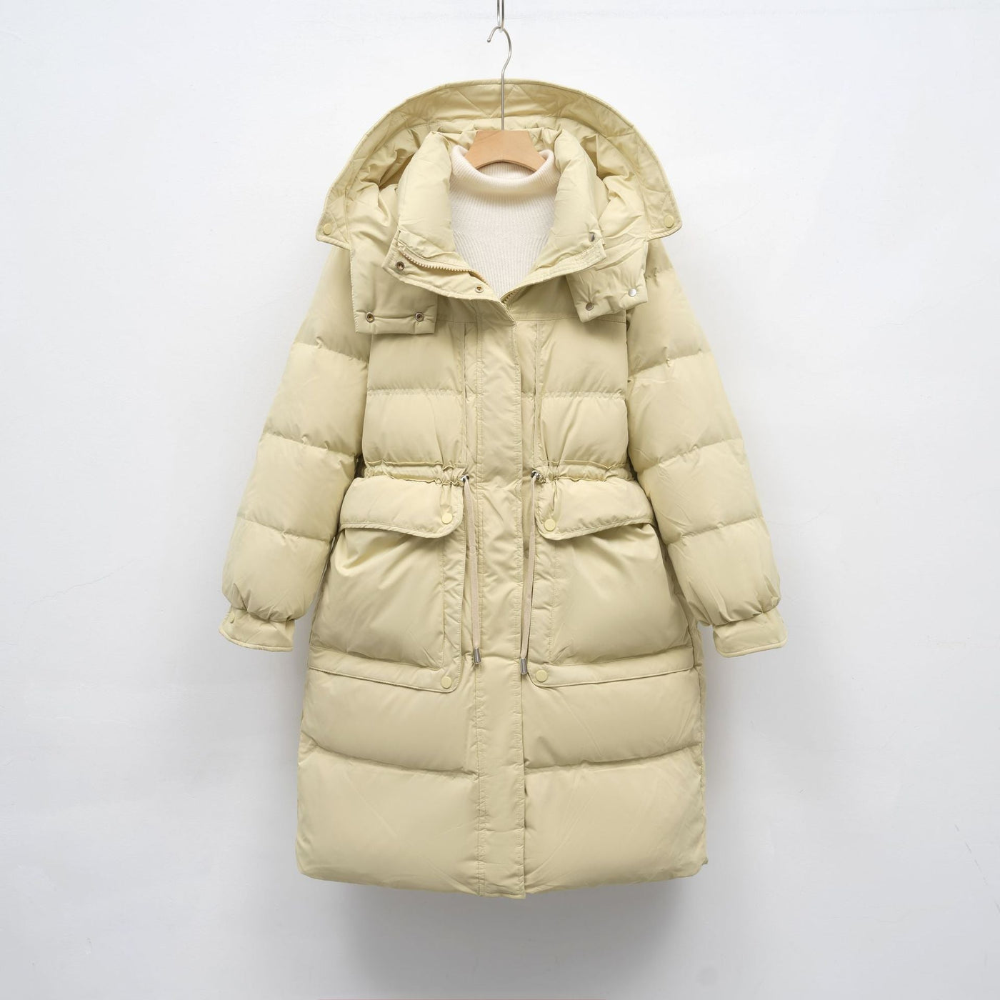 Damen isolierte Winterjacke mit verstellbarem Bund Heidi-Mode