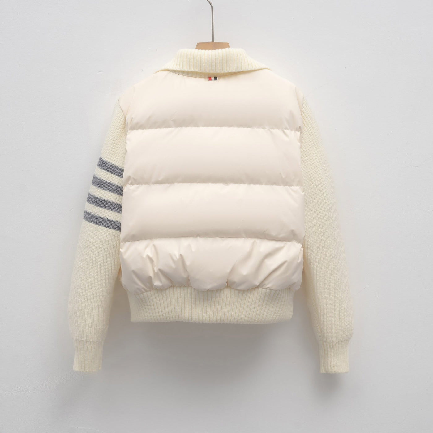 Damen modische Steppjacke mit Strickärmel und hohem Kragen Heidi-Mode