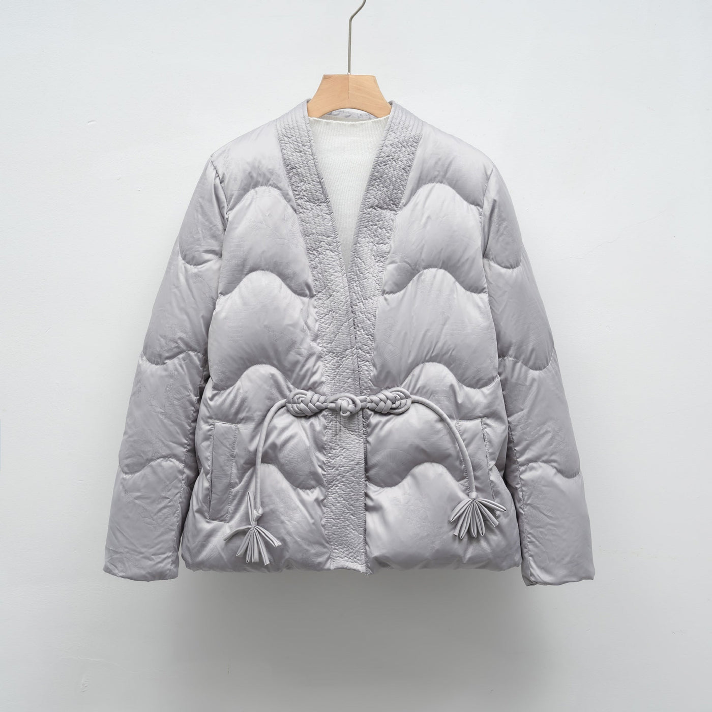 Damen Voluminöse Steppjacke mit Taillenzug und eleganter Struktur Heidi-Mode