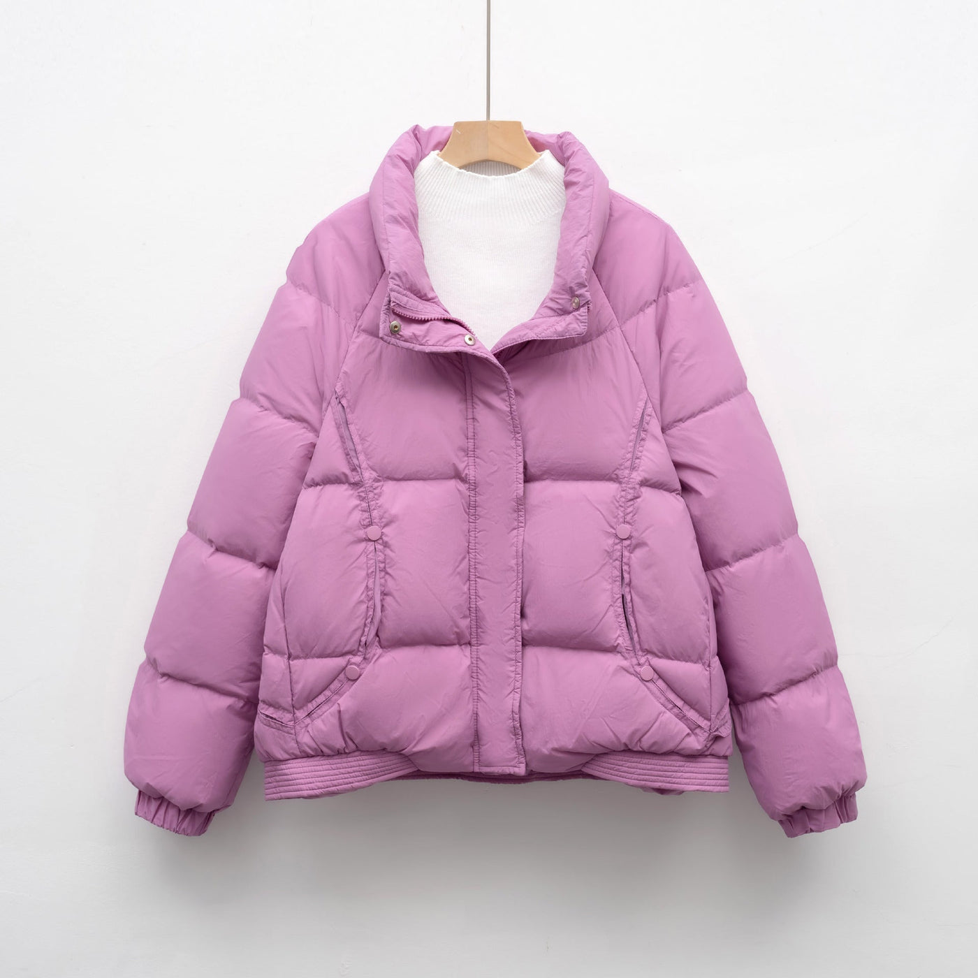 Damen Voluminöse Steppjacke mit modernem Kragen und praktischen Taschen Heidi-Mode