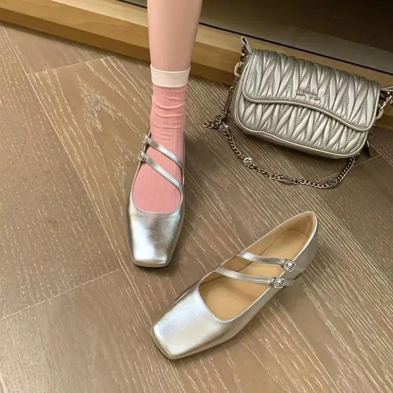 Schicke Doppelriemen Ballerinas