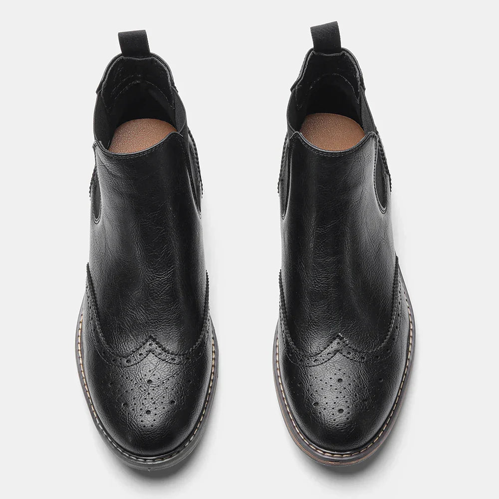 Norbury | Herren Chelsea Boots Brogue Style mit elastischen Seiteneinsätzen & klassischem Design