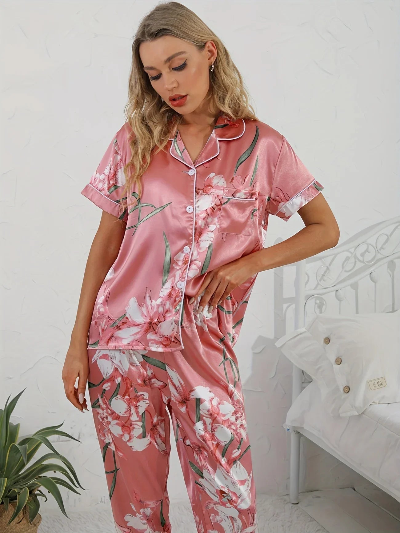 Josefine | Damen 2-teiliger Pyjama in Rosa mit Blumenmuster Shirt & Hose