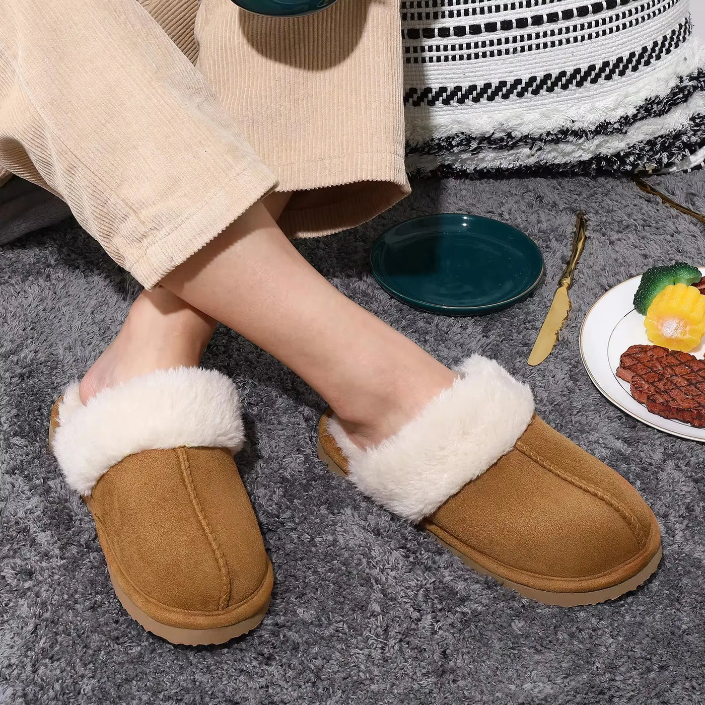 Kristin | Damen Plush Indoor Mules Hausschuhe mit weichem Futter & kuscheligem Komfort