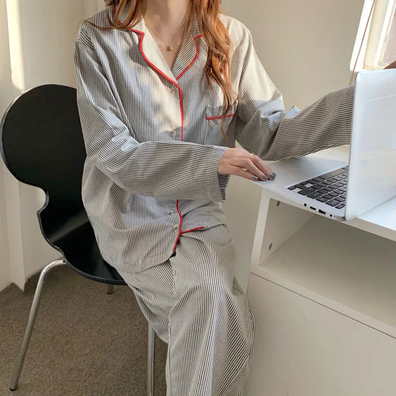 Julietta | Damen 2-teiliger Pyjama mit gestreiftem Hemd & Hose