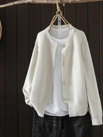 Elara | Perlenknopf Cardigan