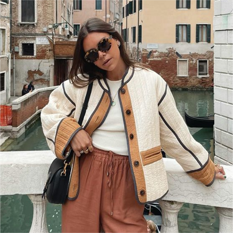 Marta | Damen Übergangsjacke Locker Geschnitten mit Knöpfen & Komfort für den Herbst