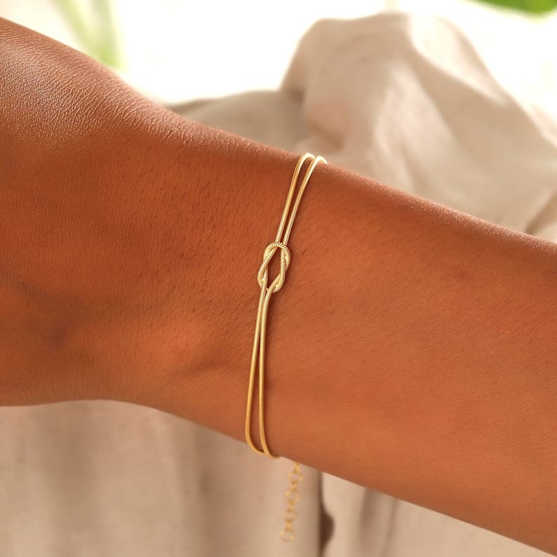 Sahari - Damen Armband | Minimalistisch, Knoten-Detail, Alloy Goldkette