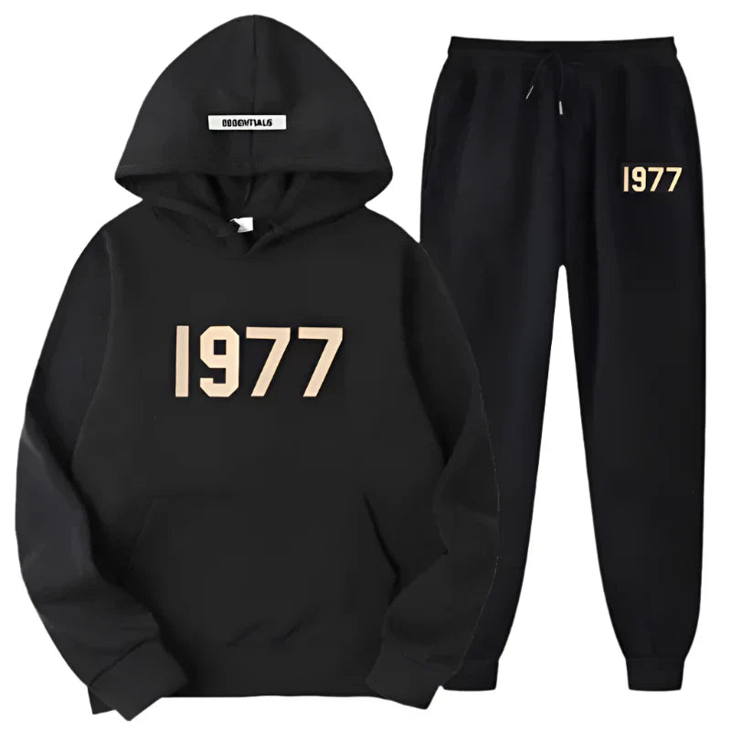 Sahari – Herren Trainingsanzug im Oversized Look mit Retro-Details