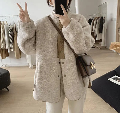 Mirella | Damen Oversized Teddy Jacke Beige mit Knöpfen, Elegant & Kuschelig