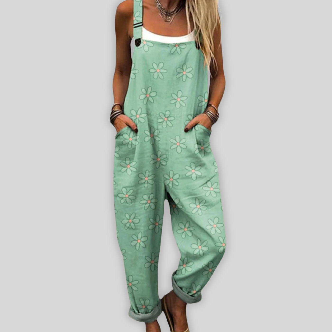 Maëlys - Grüne Latzhose mit Blumenmuster