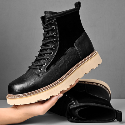 Schwarze Herrenstiefel mit modernem Outdoor-Stil