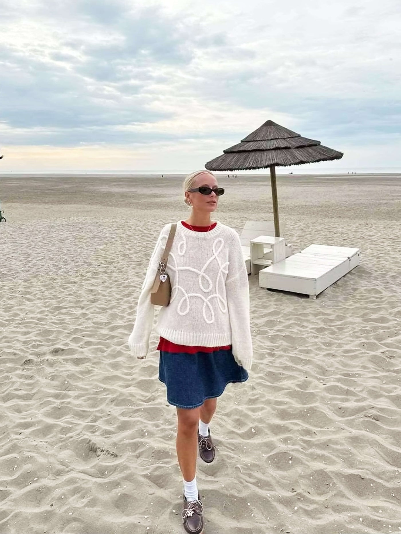 Isolde | Damen Strickpullover Oversize mit Rundhalsausschnitt & Gesticktem Muster