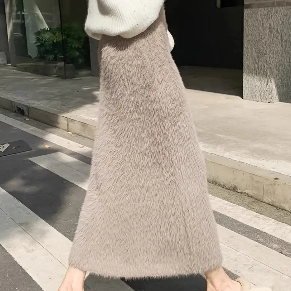 Margareta | Damen Teddy Maxirock mit Hoher Taille & Weichem Plüsch-Stoff, Elegant & Gemütlich