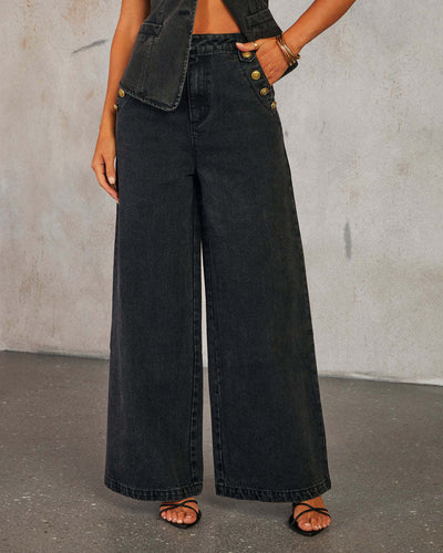 CORINNE  | Komplett in Denim mit raffinierten Details