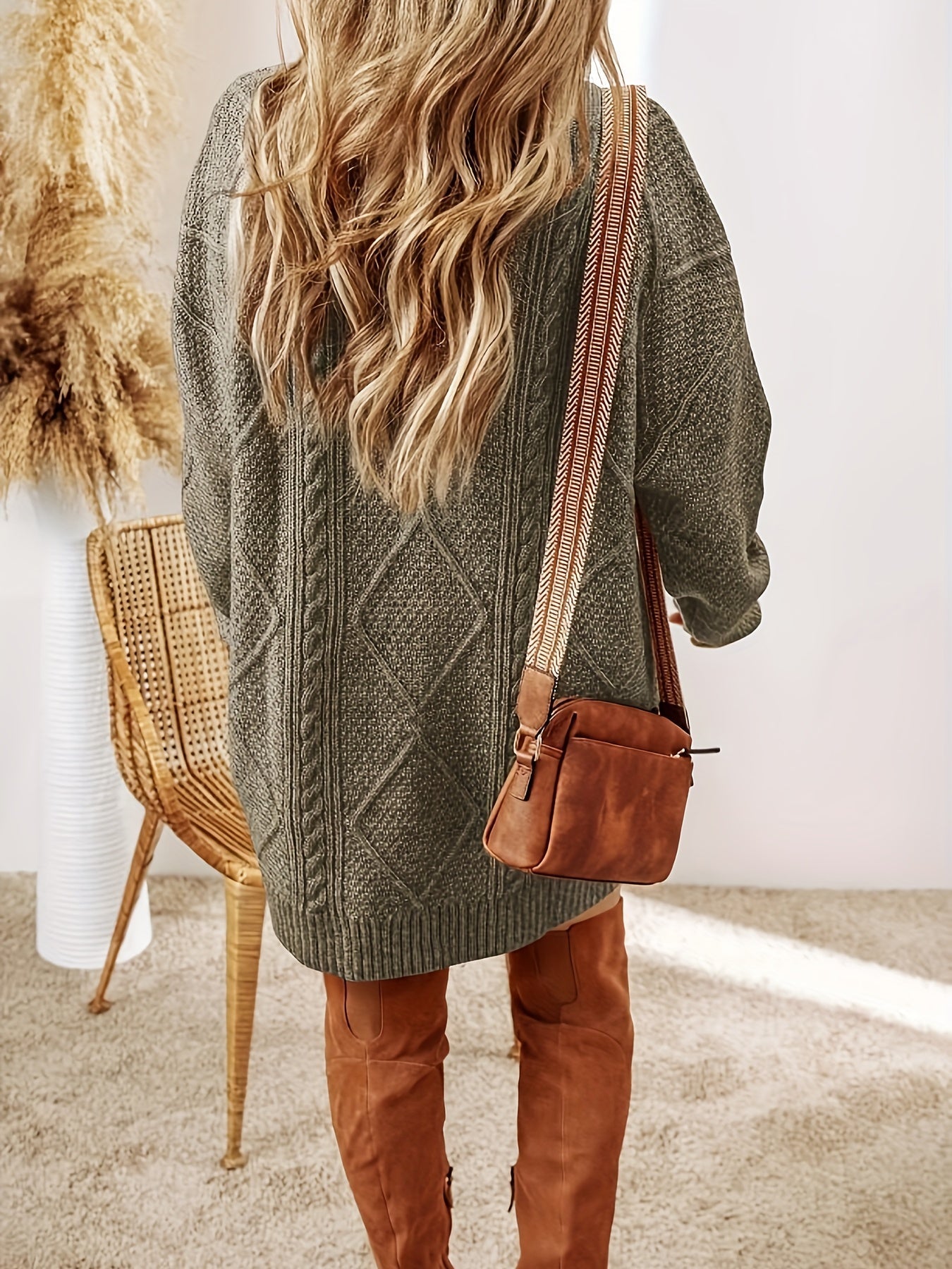 Philippa | Damen Strickkleid Zopfmuster mit lockerem Schnitt & Langarm