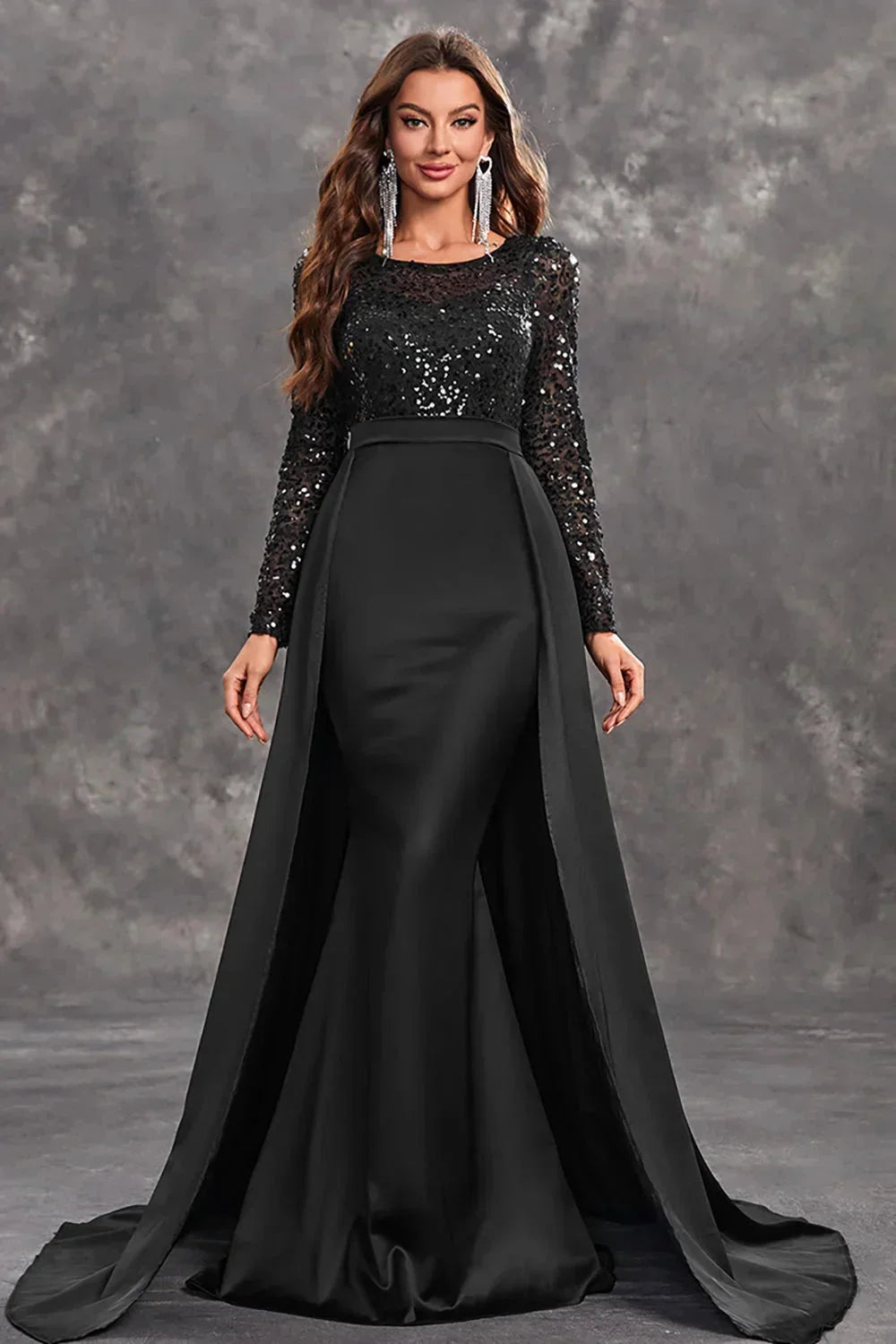 Damen Abendkleid mit Paillettenoberteil und fließendem Rock