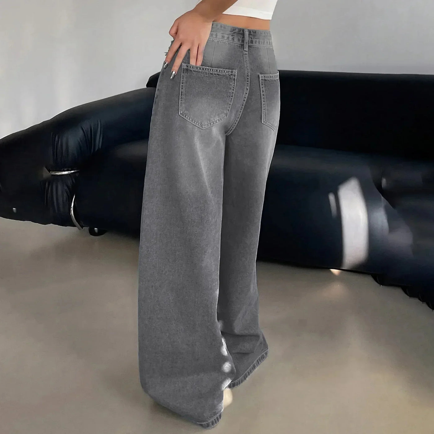 Damen Baggy Jeans mit weitem Bein lässig geschnitten