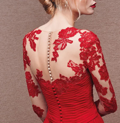 Damen Maxikleid mit Spitzenapplikationen und Rückendetail