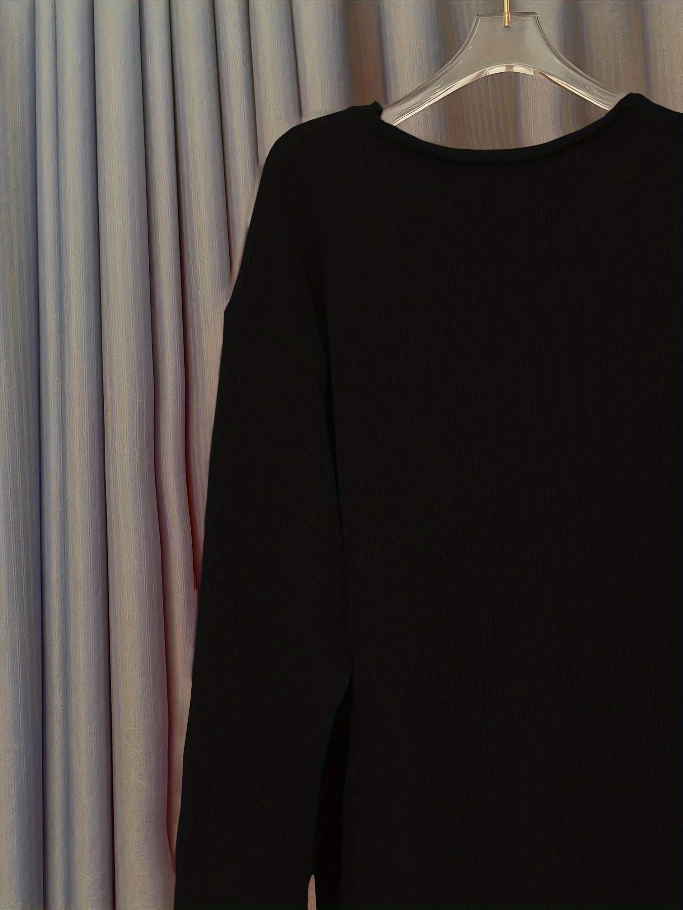 Damen Oversize Pullover mit V-Ausschnitt und Statement-Print