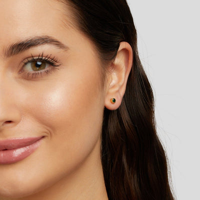 Smaragdgrüne Stud Ohrringe