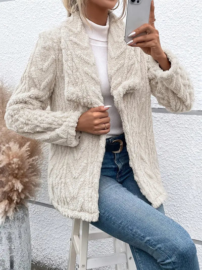 Mariam | Damen Teddy Jacke in Weiß mit Elegantem Design & Kuscheligem Futter