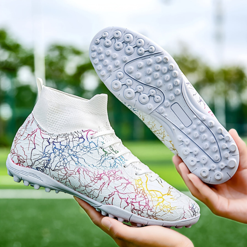 On Sportschuhe Herren | Fußballschuhe Design | Profi Grip Leistung