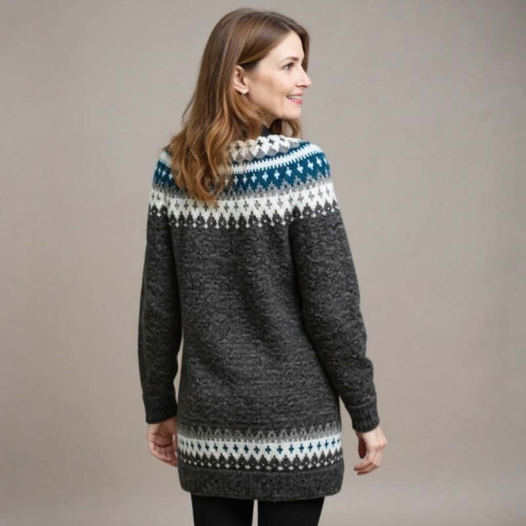 April | Vintage Islandpullover