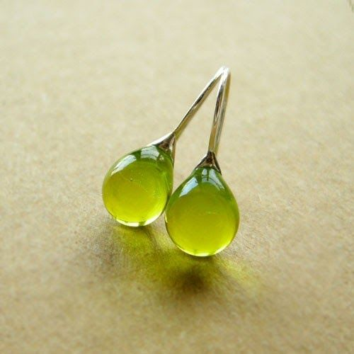 Chic™ | Vintage Oliven-Kristall-Ohrringe